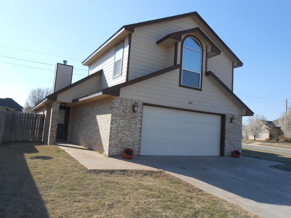 501 SW Coral St.